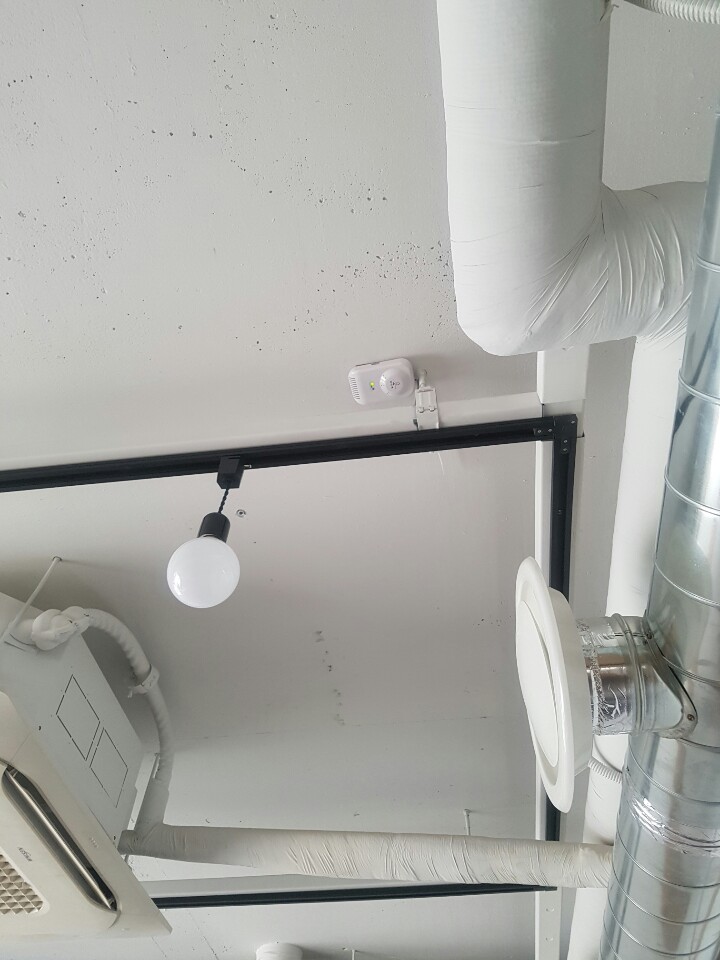 2038599400_T9VAJSOi_034405756d6e42a0dda9b6f26f74a26bda99c763.jpg 이미지크게보기