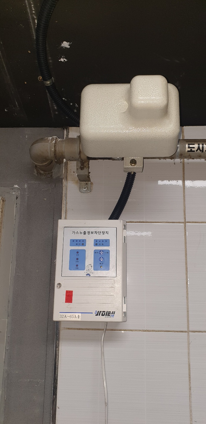 2038599400_jButZ2vO_e986617921ca14c12a4f150c393b7e4482f79d38.jpg 이미지크게보기