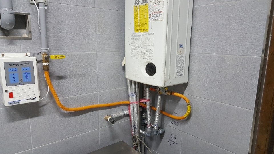 2038599400_lensK34T_166357f06c77fdc02e343fc153748b90993cefb5.jpg 이미지크게보기